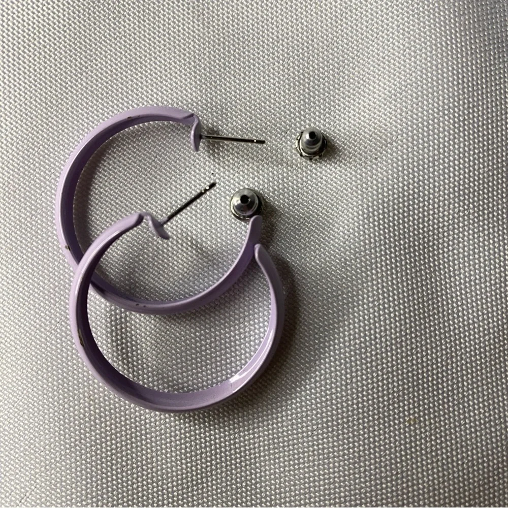 Elegant Purple Hoop Earrings - Picture 4 of 4